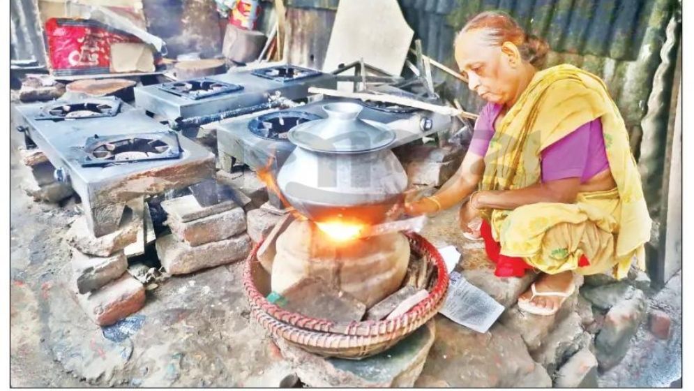 গ্যাস সংকটে পেট্রোনাসের ১০০ টাকা দরে এলএনজি বিক্রির প্রস্তাব