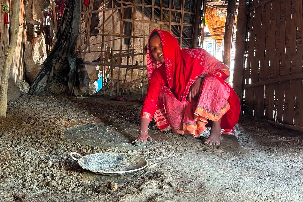 বন্যার ক্ষত শুকায়নি পেকুয়ায়, মানবেতর জীবন ৫০০ পরিবারের