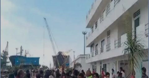 চট্টগ্রামের শিপইয়ার্ডে বিষাক্ত গ্যাস লিকেজে নিহত বেড়ে ৭