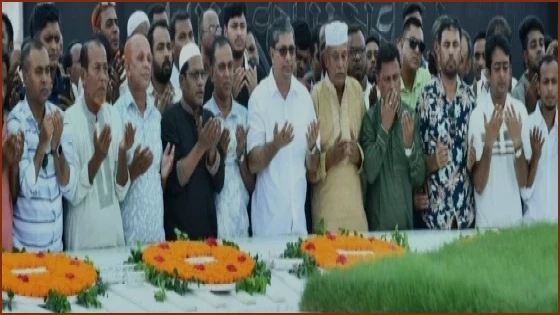 জিয়াউর রহমান ও খালেদা জিয়ার সমাধিতে শ্রদ্ধা জানালেন মীর শাহে আলম