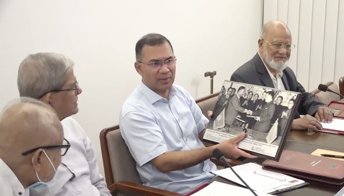 তারেক রহমানের সভাপতিত্বে বিএনপির স্থায়ী কমিটির বৈঠক শুরু