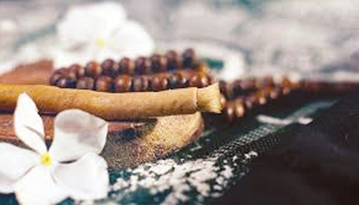 মিসওয়াক করে নামাজ পড়ার গুরুত্ব ও ফজিলত