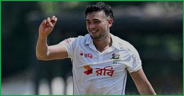 ইমরান খানকে মুক্ত করতে ব্রিটিশ সরকারের প্রভাব কাজে লাগানোর আহ্বান