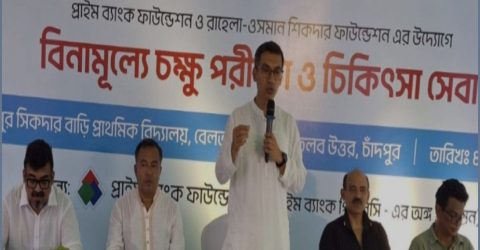 কক্সবাজারে দুই হাজার আইফোনসহ ৬ চীনা নাগরিক আটক