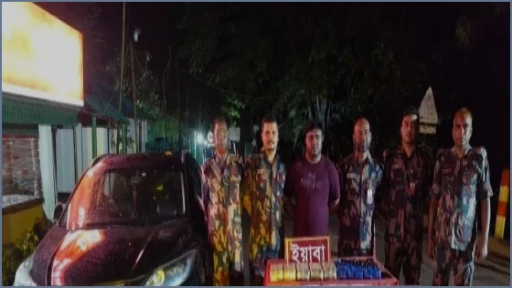 কক্সবাজারে ৮৯,৪০০ ইয়াবাসহ যুবক আটক, প্রাইভেট কার জব্দ