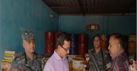 ব্রাহ্মণবাড়িয়ায় তেল কম দেওয়ায় মেসার্স আরেফিস ট্রেডার্সকে ১ লাখ জরিমানা