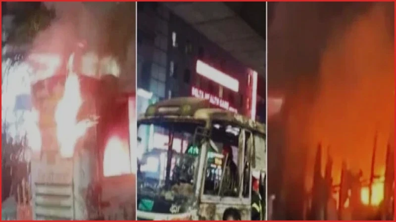 রাজধানীতে ৩ বাসে আগুন ও ককটেল বিস্ফোরণ