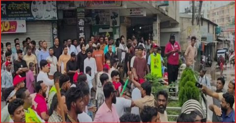 শ্রীনগরে বিএনপির প্রতিষ্ঠাবার্ষিকীতে দুই পক্ষের সংঘর্ষে ওসিসহ আহত ১০
