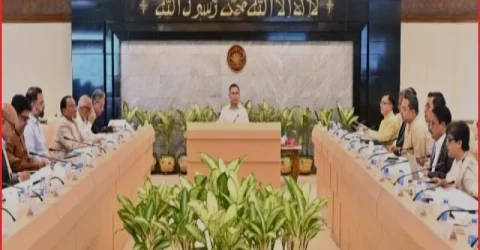 সব মন্ত্রণালয়ের প্রশিক্ষণে অভিন্ন সিলেবাসের নির্দেশ প্রধানমন্ত্রীর