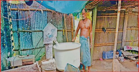 সারিয়াকান্দিতে শামুক-ঝিনুকের তীব্র সংকটে বিলুপ্তির পথে চুনশিল্প