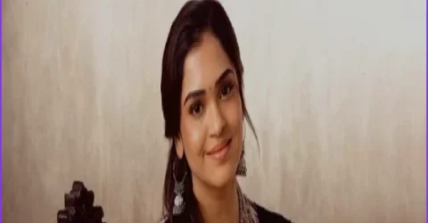 সাড়ে ৫ লাখ রুপি চাঁদাবাজির অভিযোগে অভিনেত্রী বর্ষিণী গ্রেপ্তার