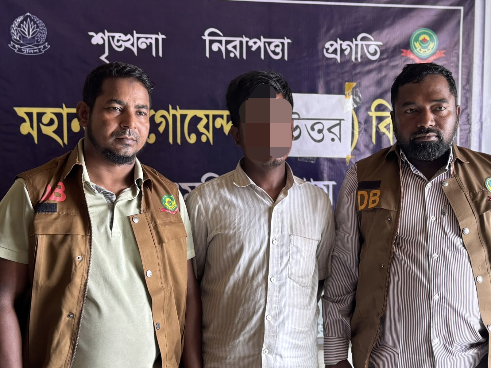 পাথরঘাটায় ছিনতাইয়ের ঘটনায় ভিডিও দেখে মূলহোতা সাদ্দাম গ্রেপ্তার