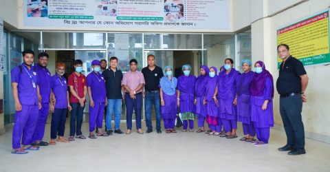চকরিয়া স্বাস্থ্য কমপ্লেক্সে পরিচ্ছন্নতা অভিযানে পার্কভিউ হসপিটাল