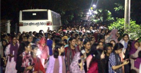 চুয়েট উপাচার্য পরিবর্তন: ড. সায়েমকে অপসারণে উত্তাল ক্যাম্পাস