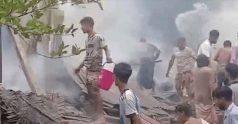 বোয়ালখালীতে ৫ বসতঘর পুড়ে ছাই, বিপুল ক্ষতির দাবি