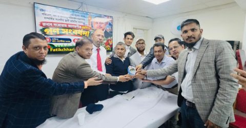 লন্ডনে ফটিকছড়ির সংসদ সদস্য সরোয়ার আলমগীরকে গণসংবর্ধনা