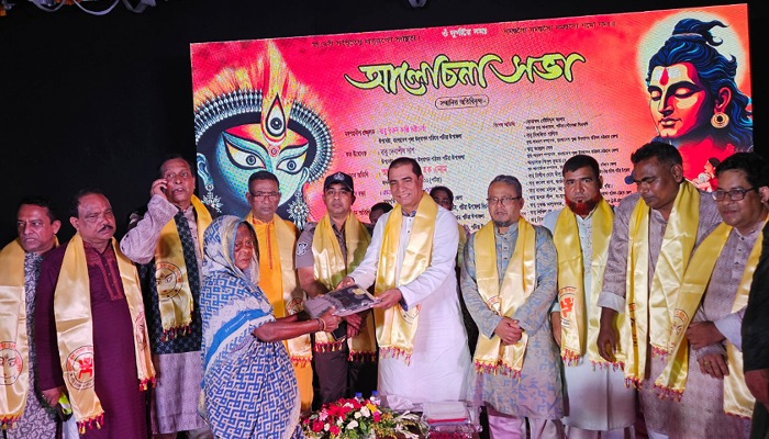 পটিয়ায় মহালয়ার অনুষ্ঠানে সম্প্রীতির বার্তা দিলেন এমপি এনাম
