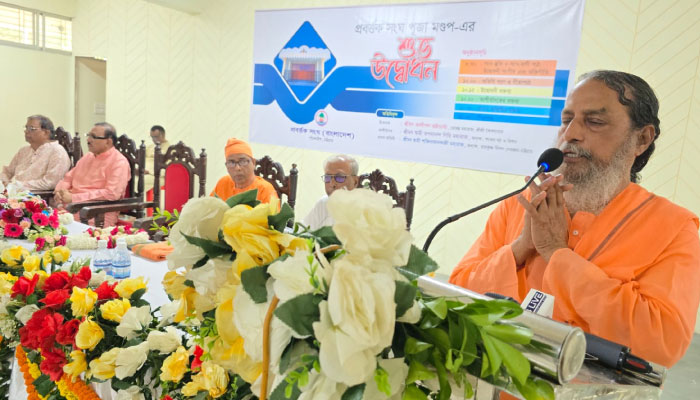 চট্টগ্রামের প্রবর্তক সংঘে নতুন পূজামণ্ডপের উদ্বোধন