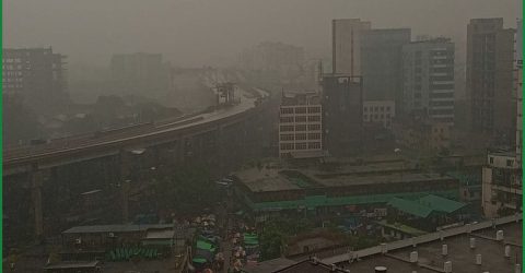 ঢাকায় বৃষ্টিভেজা ছুটির সকাল, কেমন থাকবে আজকের আবহাওয়া