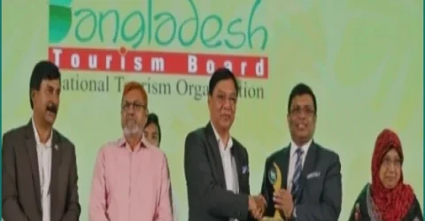 বাংলাদেশ ট্যুরিজম অ্যাওয়ার্ডে বর্ষসেরা টেকসই পর্যটন পুরস্কার পেলেন শাখাওয়াত হোসেন